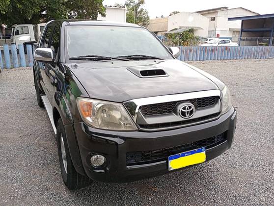 TOYOTA HILUX 3.0 SR 4X2 CD 16V TURBO INTERCOOLER DIESEL 4P MANUAL